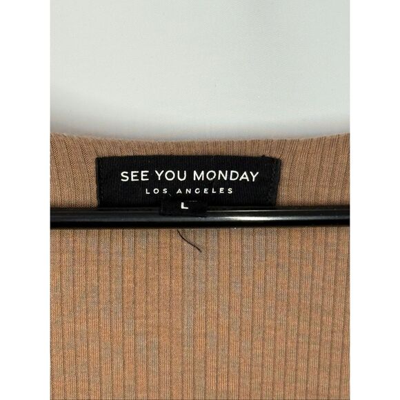 See you Monday Los Angeles camel ribbed long sleeve maxi knit dress size large - Picture 2 of 7